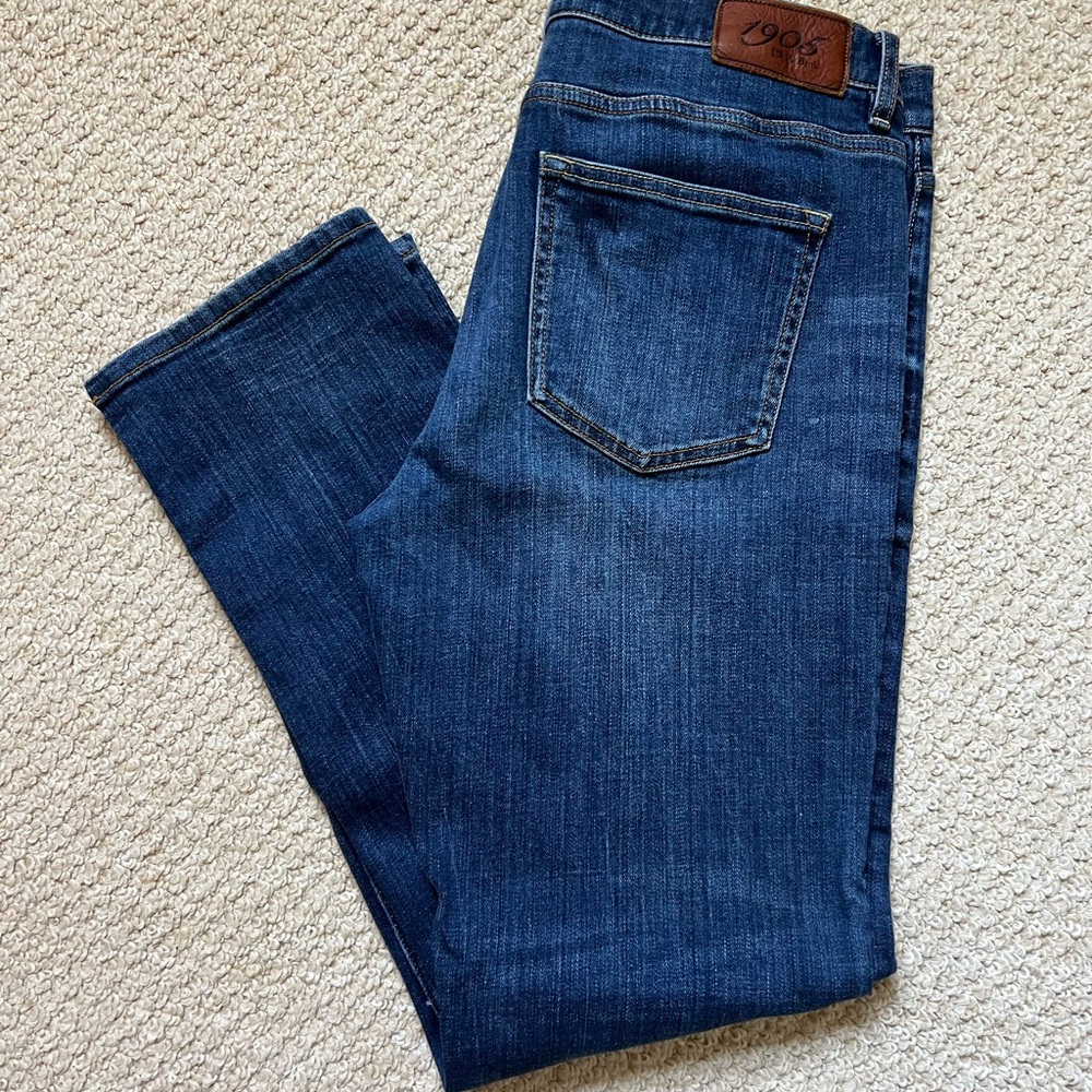Jos A Bank Men's Blue Jeans